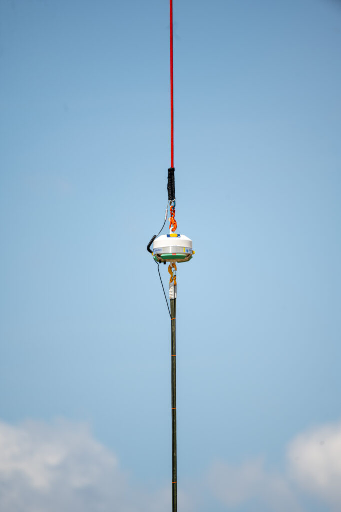 Zeigt die CAURUS Sensor-Plattform im Flug